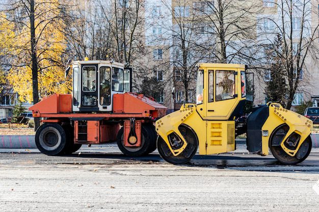 Când să alegi un mini-cilindru compactor vs. un cilindru compactor tradițional