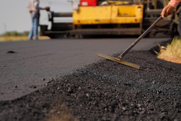 Gestionarea eficientă a resurselor în proiectele de asfaltare