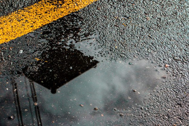 Cum afectează condițiile meteorologice materialul asfaltic